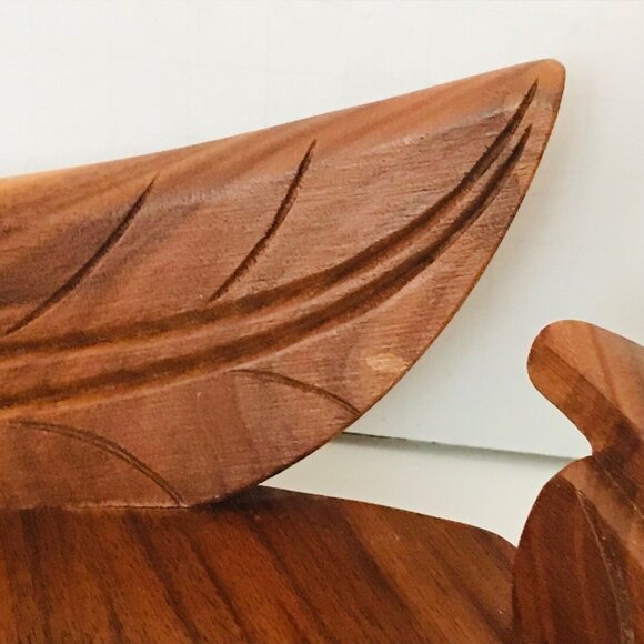 Vintage Solid Walnut Wood Mid Century Modern Bowl Leaf Motif MCM Decorative - Picture 10 of 10